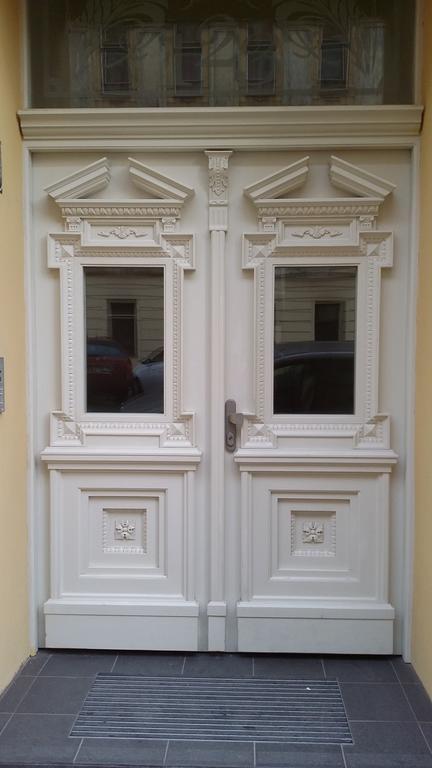 Apartments With The Lions Praga Exterior foto